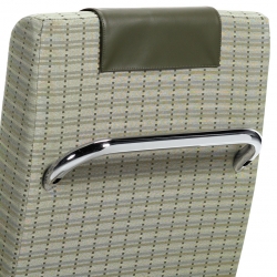 Poignée de poussée en option pour fauteuil inclinable à basculement Feature Thumbnail